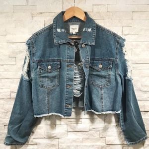 LAST ONE 🌾Distressed Jean Jacket